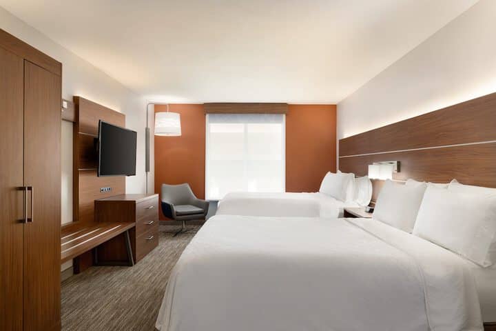 Room 78 of 243