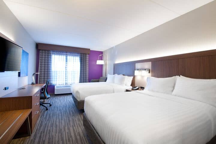 Room 16 of 53