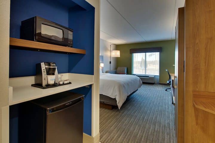Room 31 of 61
