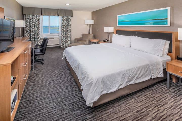 Room 10 of 75