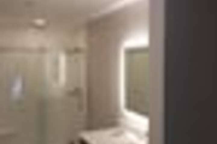 Room 155 of 243