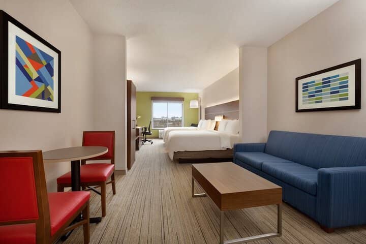 Room 87 of 243