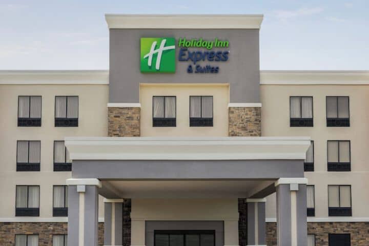 Hotel 44 of 46