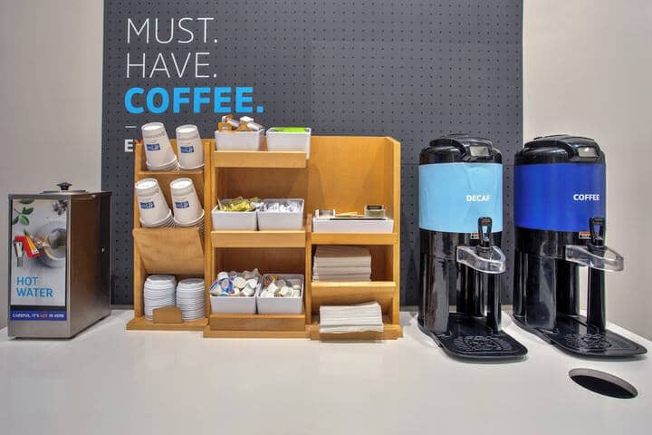 Breakfast/Coffee Service 50 of 61