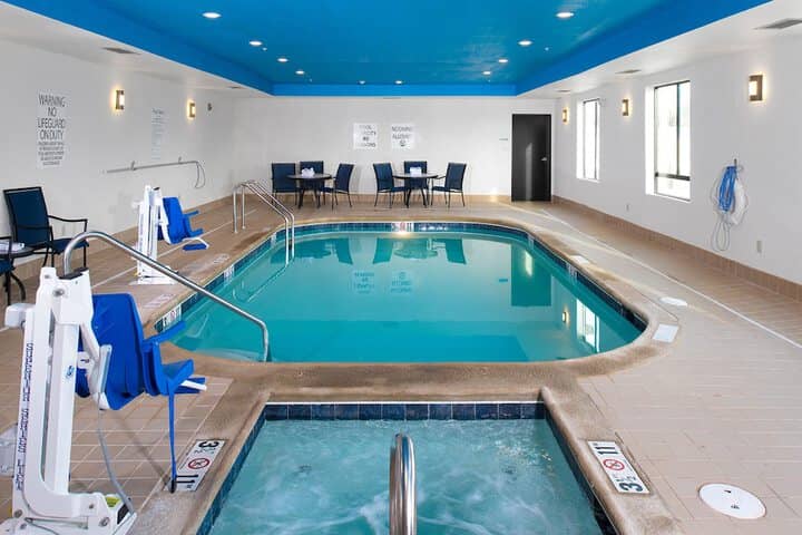 Pool 14 of 31