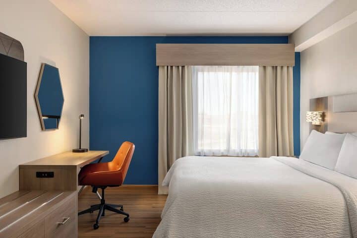 Room 11 of 46