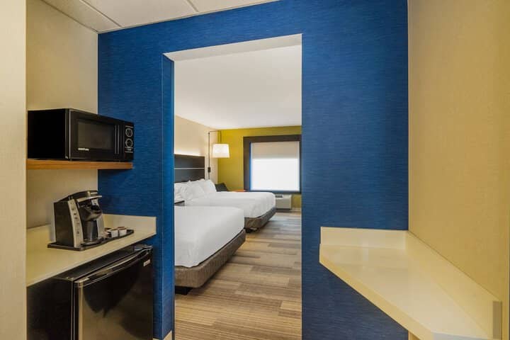 Room 12 of 54
