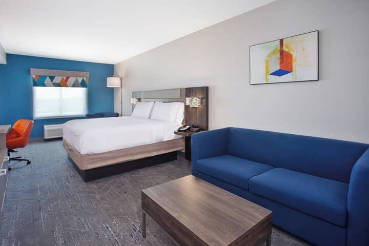 Room 29 of 61