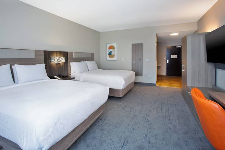 Room 14 of 61