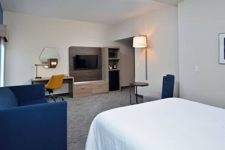 Room 19 of 63