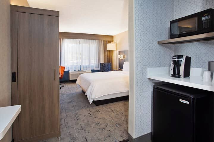 Room 8 of 30
