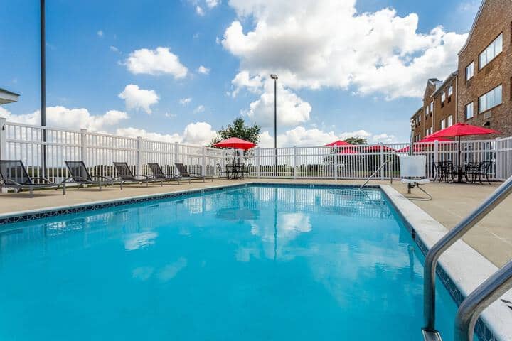 Pool 36 of 75