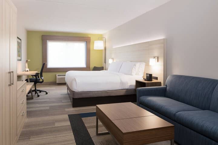 Room 30 of 55