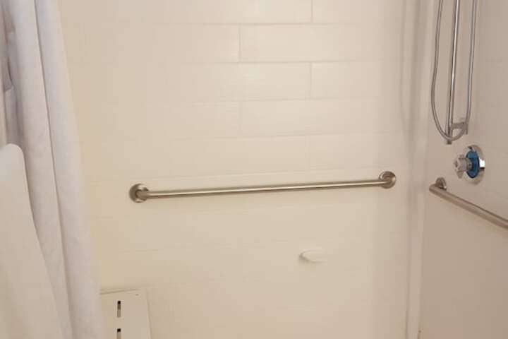 Room 34 of 55