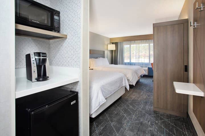 Room 7 of 30