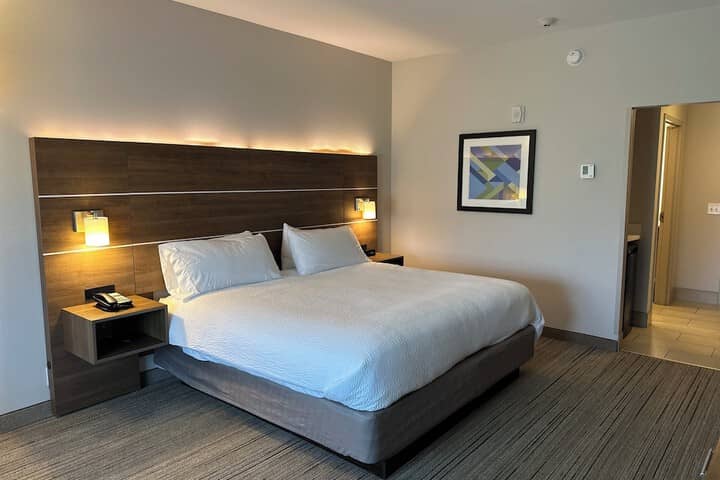 Room 15 of 69