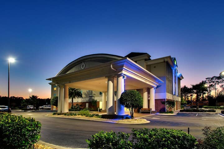 Hotel 58 of 61