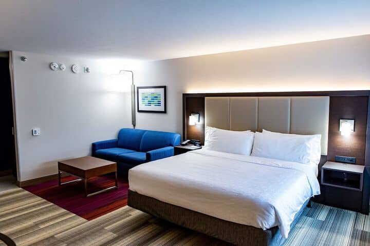 Room 14 of 56