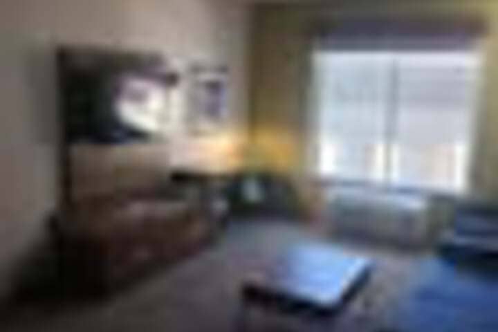 Room 125 of 243