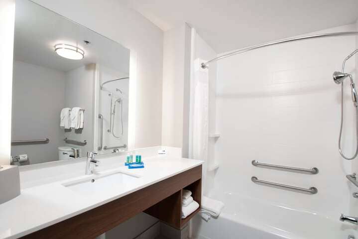 Room 10 of 53