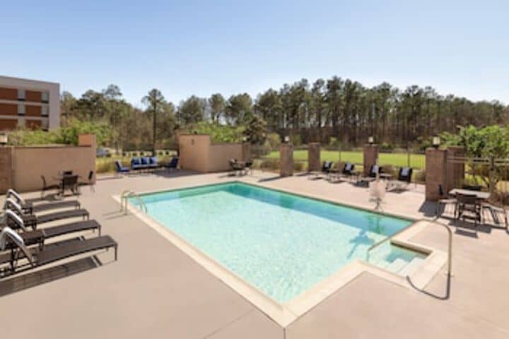 Pool 181 of 243
