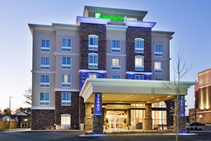 Hotel 55 of 61