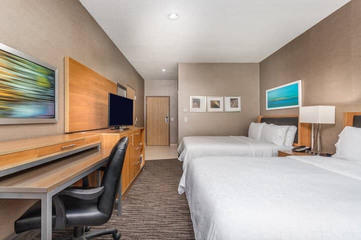 Room 8 of 75