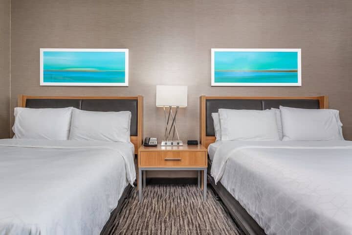 Room 27 of 75