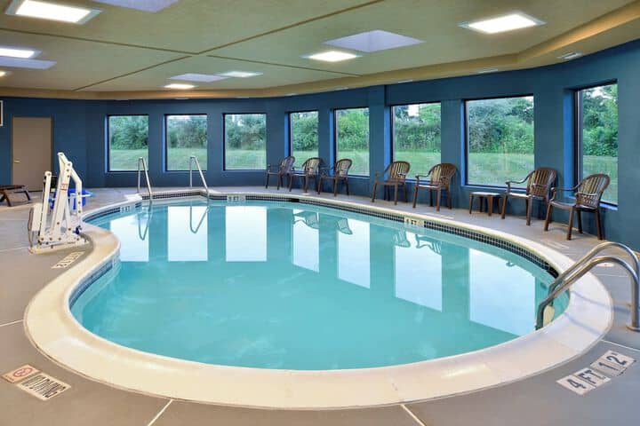 Pool 35 of 63