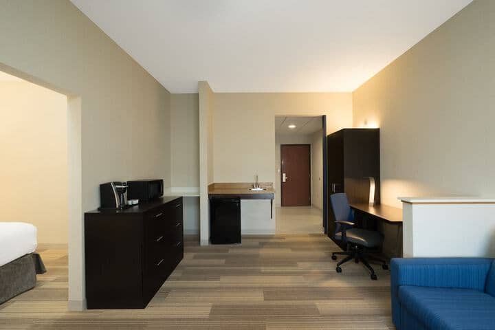 Room 29 of 54
