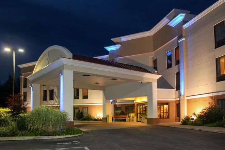 Hotel 53 of 63